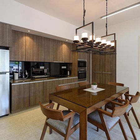 By The Sea Beach Front Apartment Batu Feringgi Exterior foto
