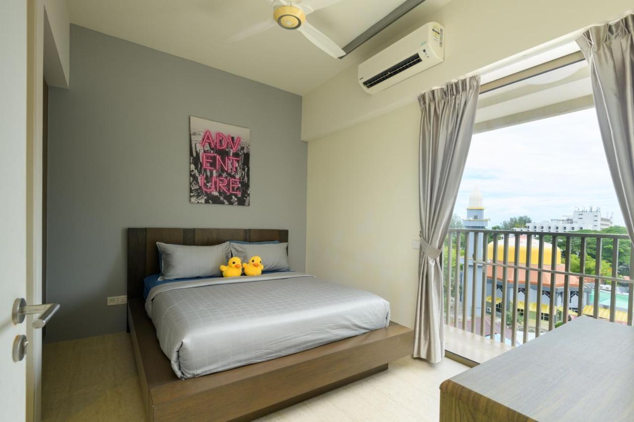By The Sea Beach Front Apartment Batu Feringgi Exterior foto