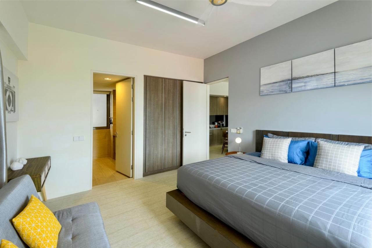 By The Sea Beach Front Apartment Batu Feringgi Exterior foto